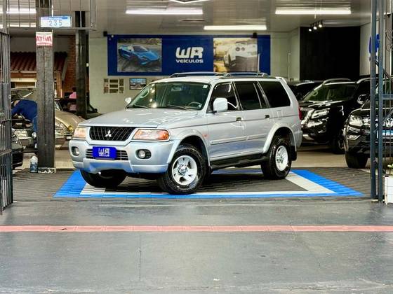 MITSUBISHI PAJERO SPORT 3.0 GLS 4X4 V6 24V GASOLINA 4P AUTOMÁTICO